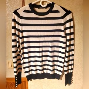 EUC Zara Lightweight Sweater ❤️